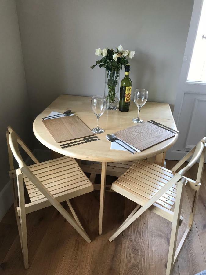 Self-Contained Studio City Centre Location Inverness Ngoại thất bức ảnh